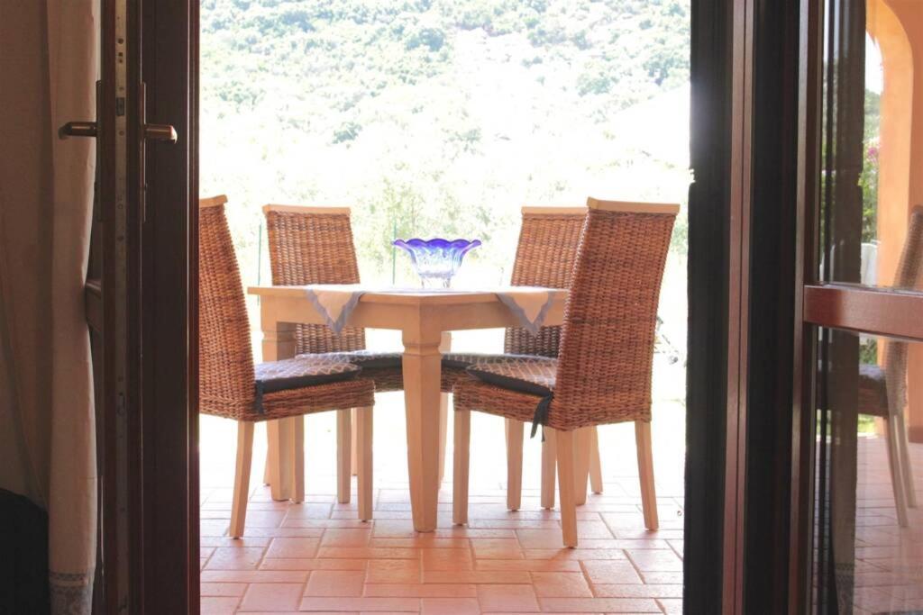 Villa Paola San Teodoro Con Piscina Privata Lu Lioni Buitenkant foto