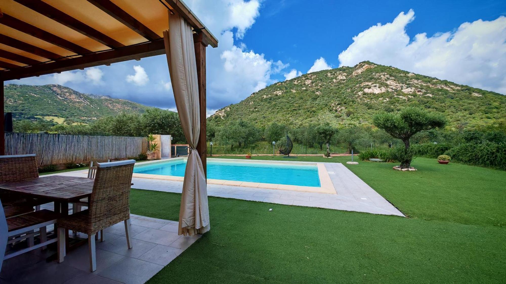Villa Paola San Teodoro Con Piscina Privata Lu Lioni Buitenkant foto